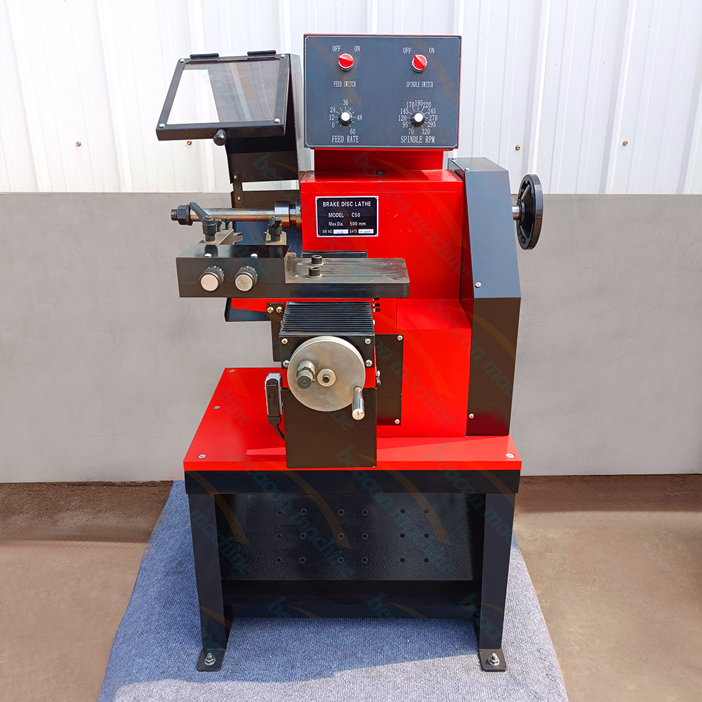 {Máquina de torno de disco de freno C50 con velocidad variable continua para}
