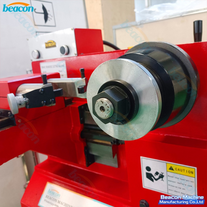 Torno de frenos T8445